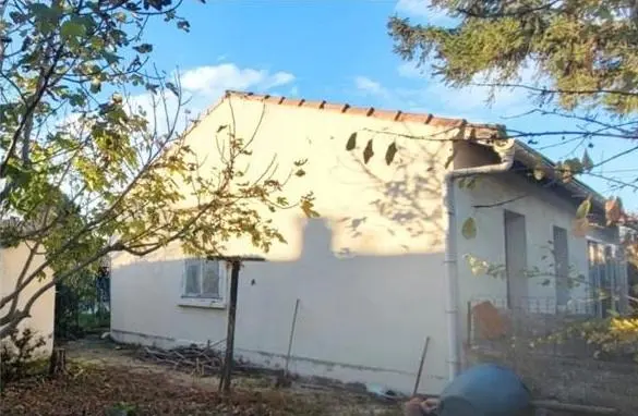Avant : la villa des années 60 à toiture deux pentes